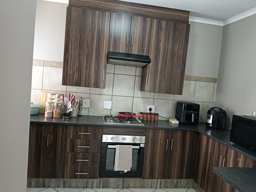 3 Bedroom Property for Sale in Melodie North West